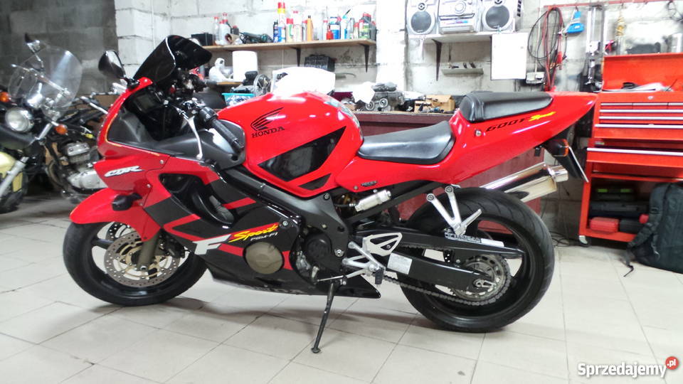 Honda cbr f4i sport