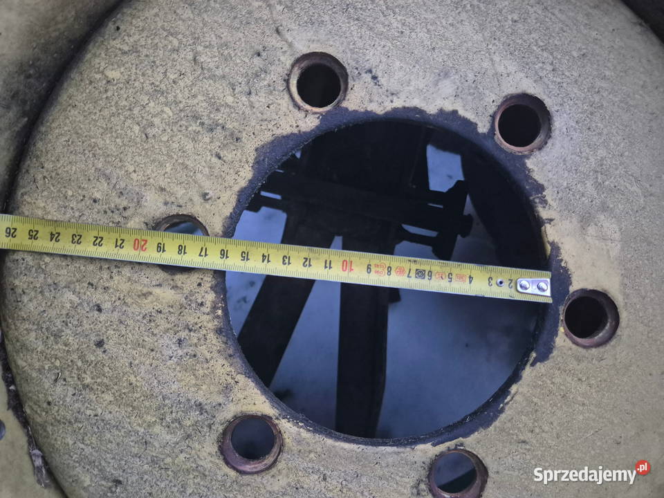 Koła do ładowarki rolnicze rozmiar 1218 2 małopolskie Bucze sprzedam