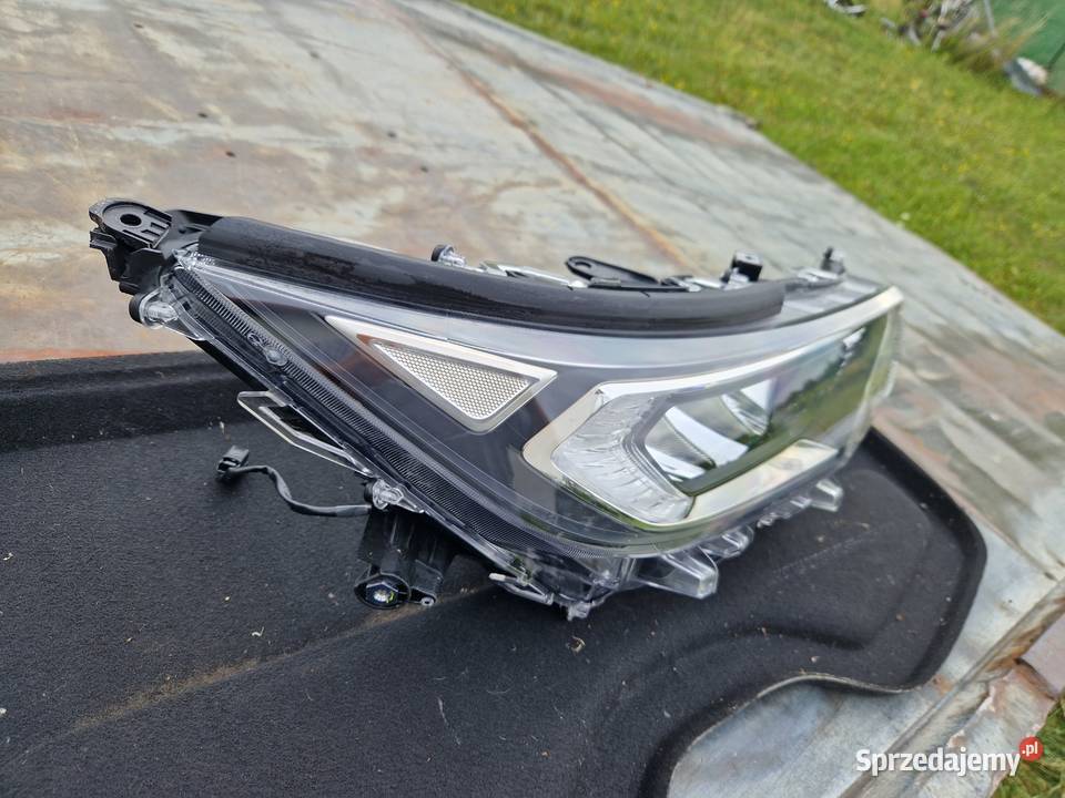 Toyota RAV4 V reflektor LED ORG EU Mielec