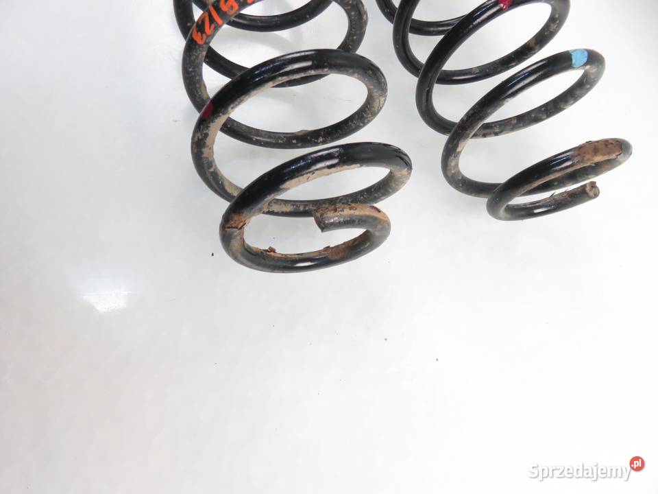 SPRĘŻYNY TYŁ TOYOTA COROLLA E15 SEDAN