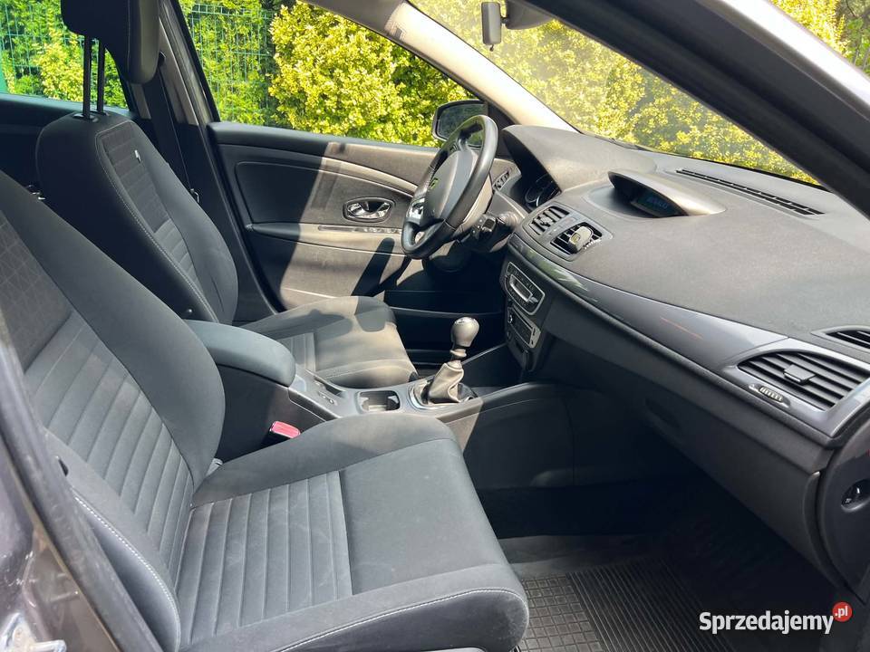 Renault Megane III Grandtour 16 Benzyna LPG czujnik deszczu Koluszki
