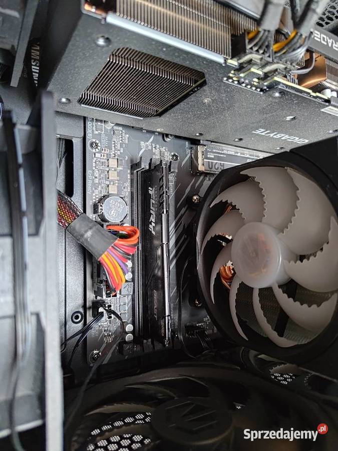 Komputer stacjonarny Midi Tower śląskie