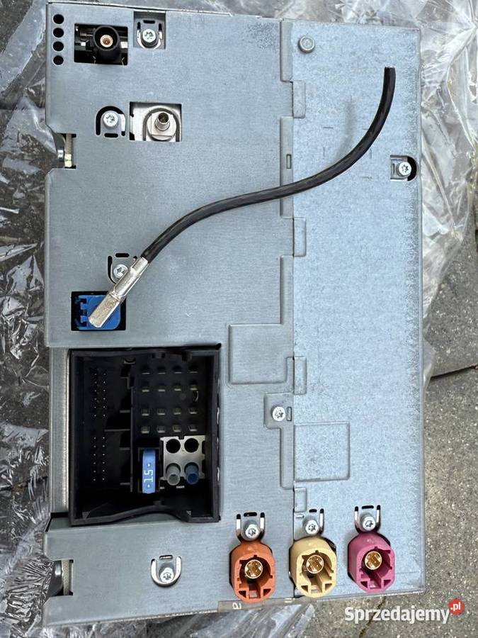 BMW F10 Radioodtwarzacz CDDVDHPS komputer Brzozówka