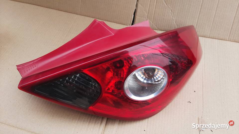 lampa tylna OPEL CORSA D 3 drzwi prawa 13186351 Dębno