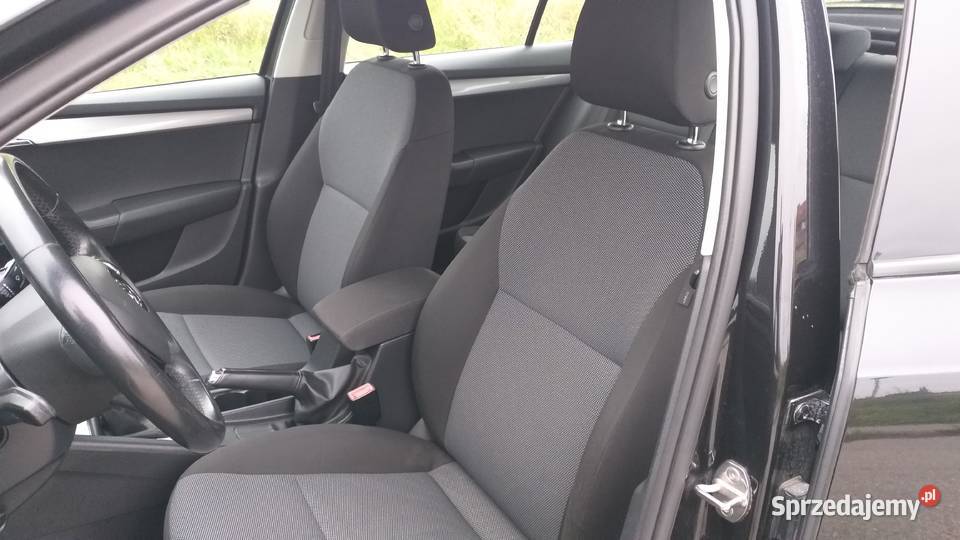 109 Skoda Octavia 12 benz 90 1415 isofix warmińsko-mazurskie Olsztyn