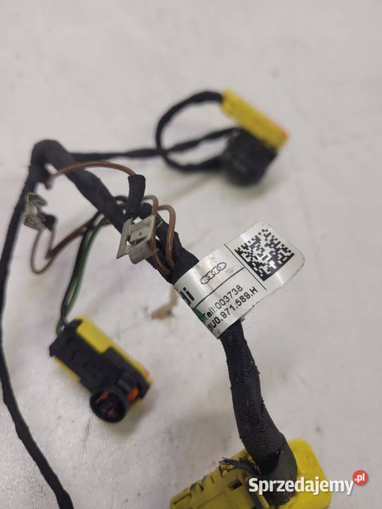 WIĄZKA PODUSZKI AIRBAG AUDI Q5 Q3 8U 8U0971589H osobowe Materiały instalacyjne Przystajń