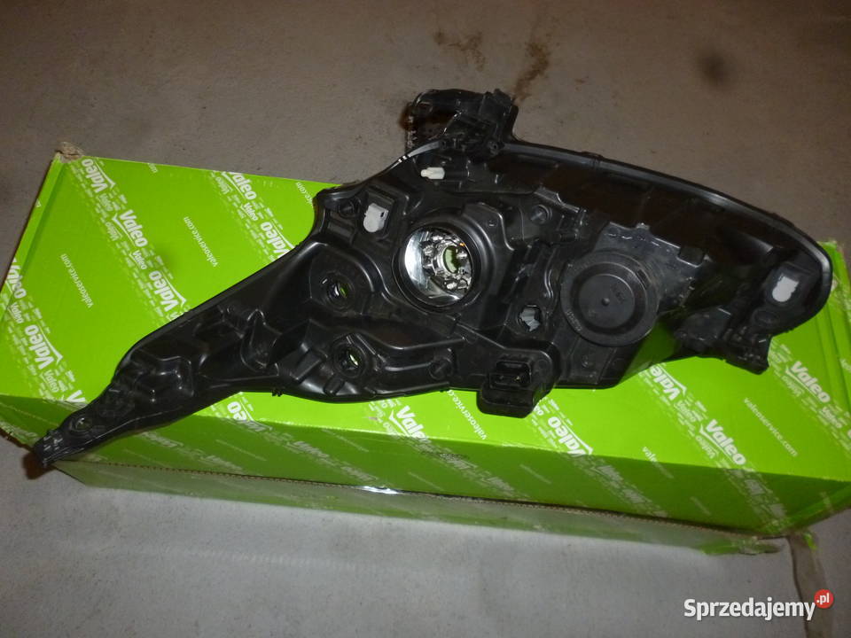 PEUGEOT 208 I 201315 lampa prawy przód małopolskie Bochnia