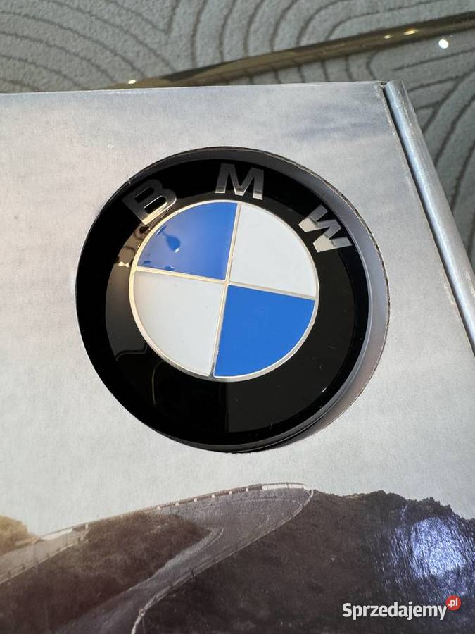 Dekielki obrotowe ruchome BMW 68mm Śrem