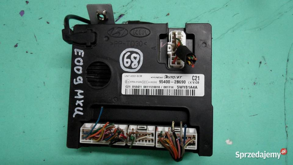 HYUNDAI SANTA FE II 09r moduł BCM 954002B690 świętokrzyskie sprzedam
