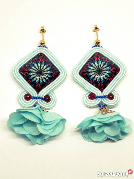 BŁĘKITNE KWADRATY Z KWIATKIEM SUTASZ Warszawa