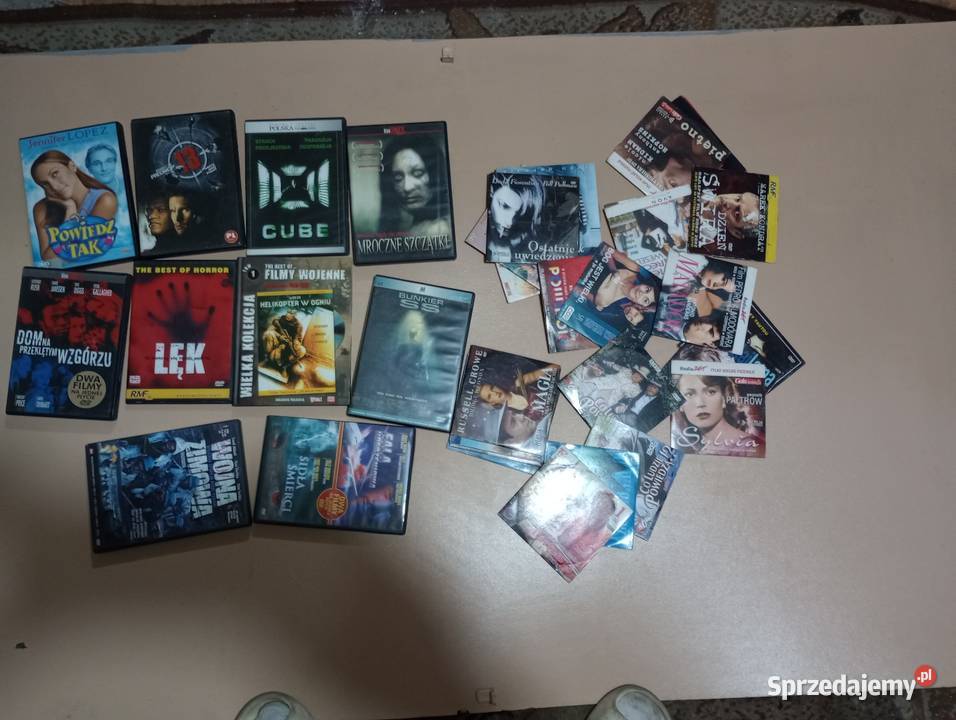 Płyty CD DVD kasety magnetofonowe muzyką filmy Chorzów