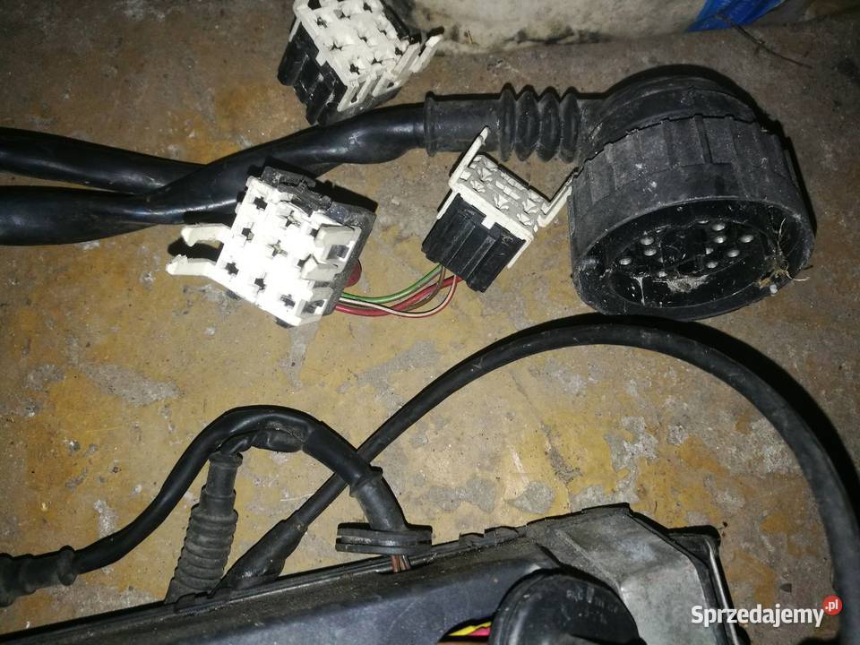 Wiązka elektryczna BMW 3 E30 18B sedan części osobowe lubelskie sprzedam