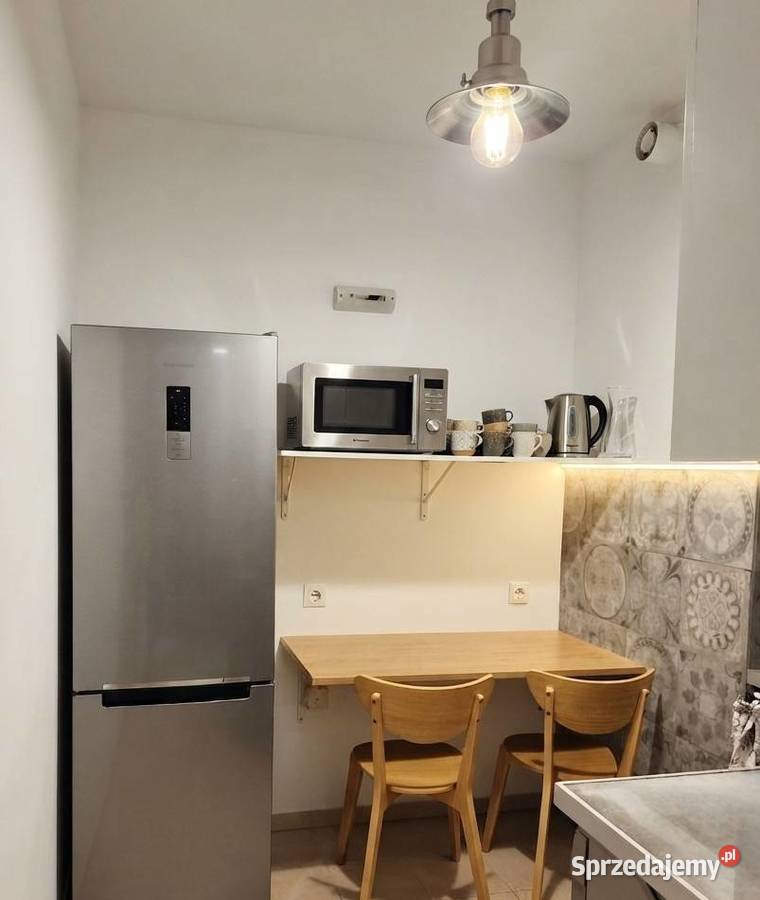 Pokój Room 12 M2 w Mieszkaniu 44 m Mokotów Al Warszawa