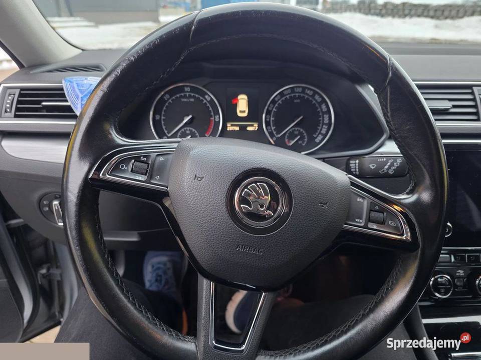 Skoda Superb 20 TDI Ambition 150 2018r Salon Karolków Szwarocki