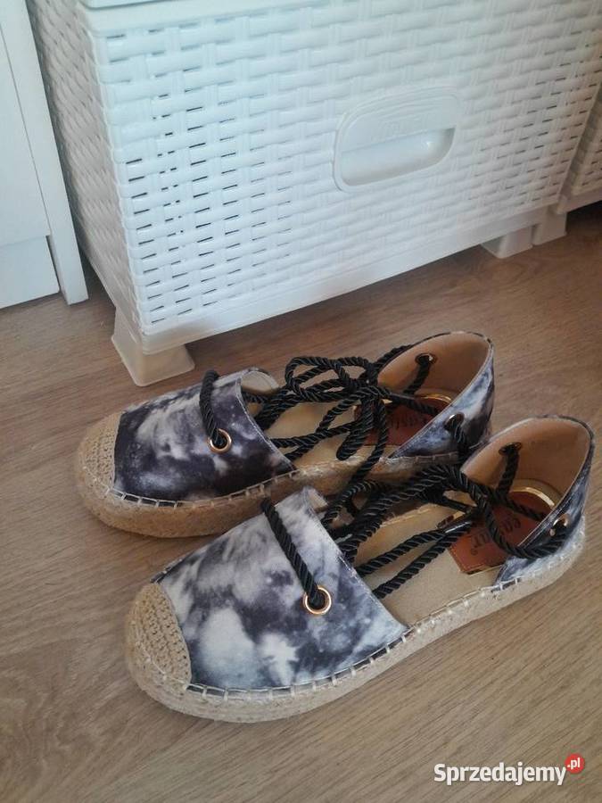 Nowe buty espadryle 37