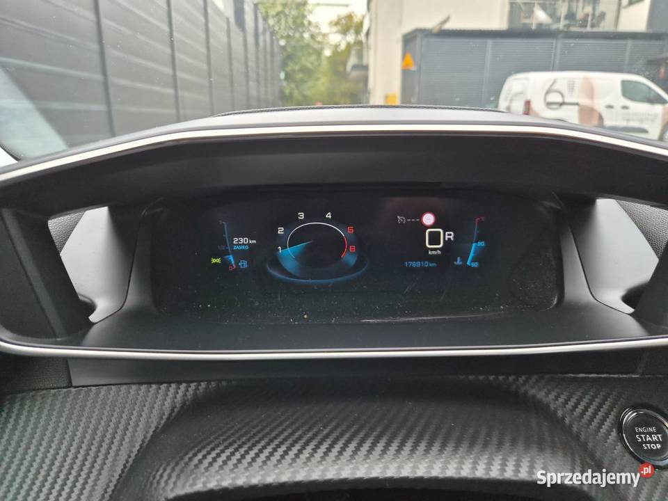 Peugeot 2008 15 BluHdi Łódź