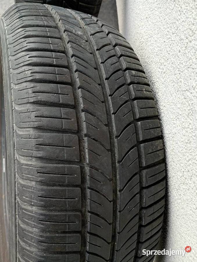 Opony 15 4sztuki lubelskie Niedrzwica Duża sprzedam