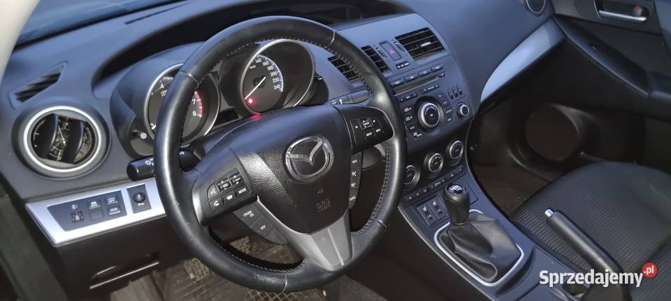 Mazda 3 Sedan 2016V151 189