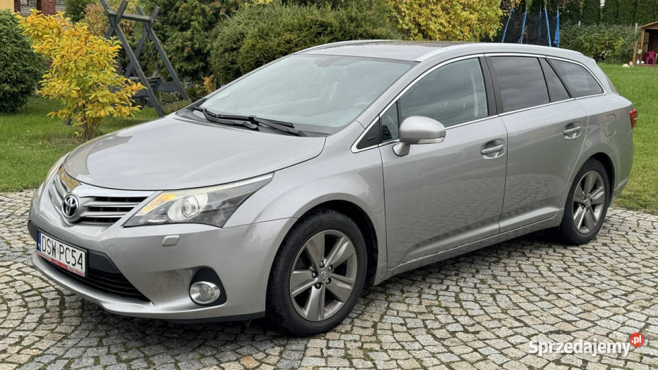 Toyota Avensis 18 Benz 147 z Niemiec GAZLPG przyciemniane szyby Strzegom sprzedam