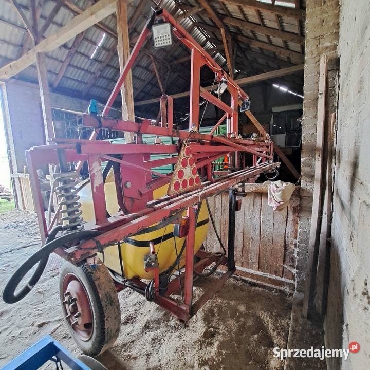 Opryskiwacz ciągany 1200l Żuków Pierwszy sprzedam