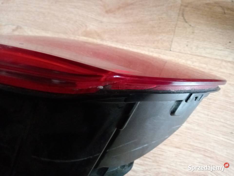 Vw golf 5 sportsvan lampa tył prawa wielkopolskie Krotoszyn