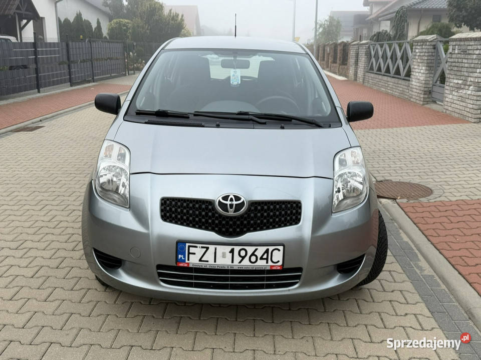 Toyota Yaris Toyota Yaris 2008 13 Benzyna Klima 4/5 Yaris wielkopolskie Gostyń