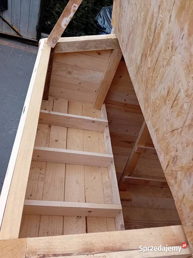 Kurnik drewniany na około 1012 kur Bulowice