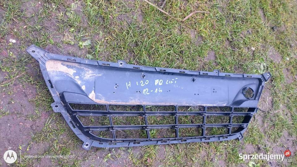 Środkowa atrapa zderzaka Hyundai i20 2013 r Lubin