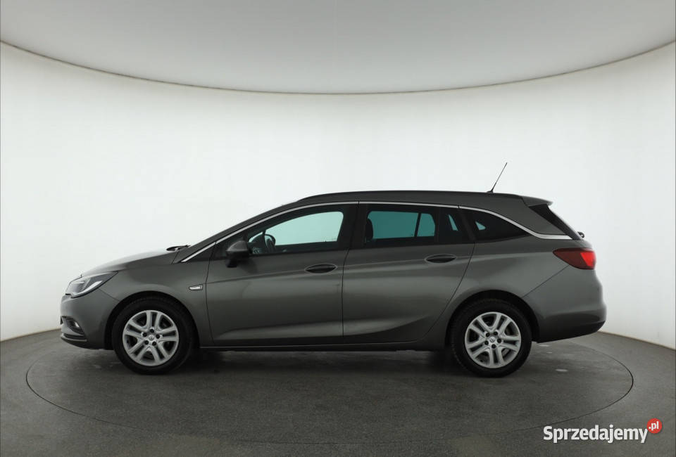 Opel Astra 14 T szary