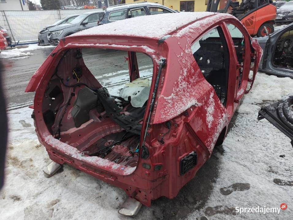 KAROSERIA ĆWIARTKA BŁOTNIK PRÓG DACH PODŁUŻNICA