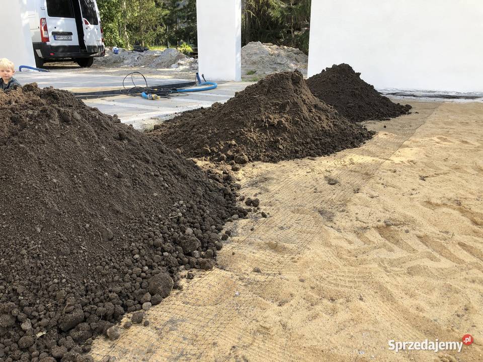 Nawożenie ziemi humusowanie niwelacja terenu Wrocław