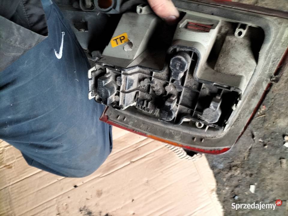 LAMPA TYŁ TYLNA LEWA OPEL VECTRA A A