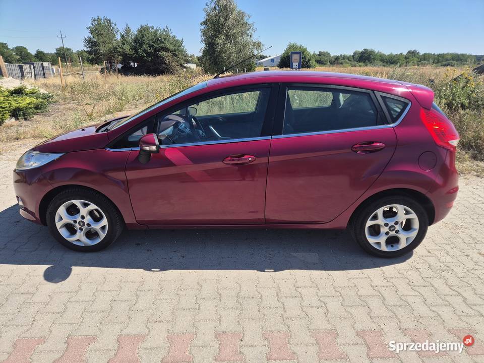 Ford Fiesta Mk7 2011125 82 konie5 DzwiowaBogata Legnica