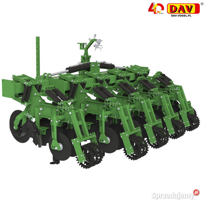Polski agregat do uprawy pasowej striptill Opole