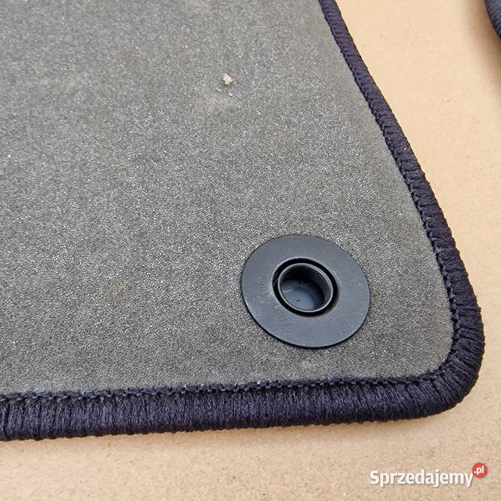 MERCEDES AKLASA W177 DYWANIKI WELUROWE ORYGINAŁ Bieleń