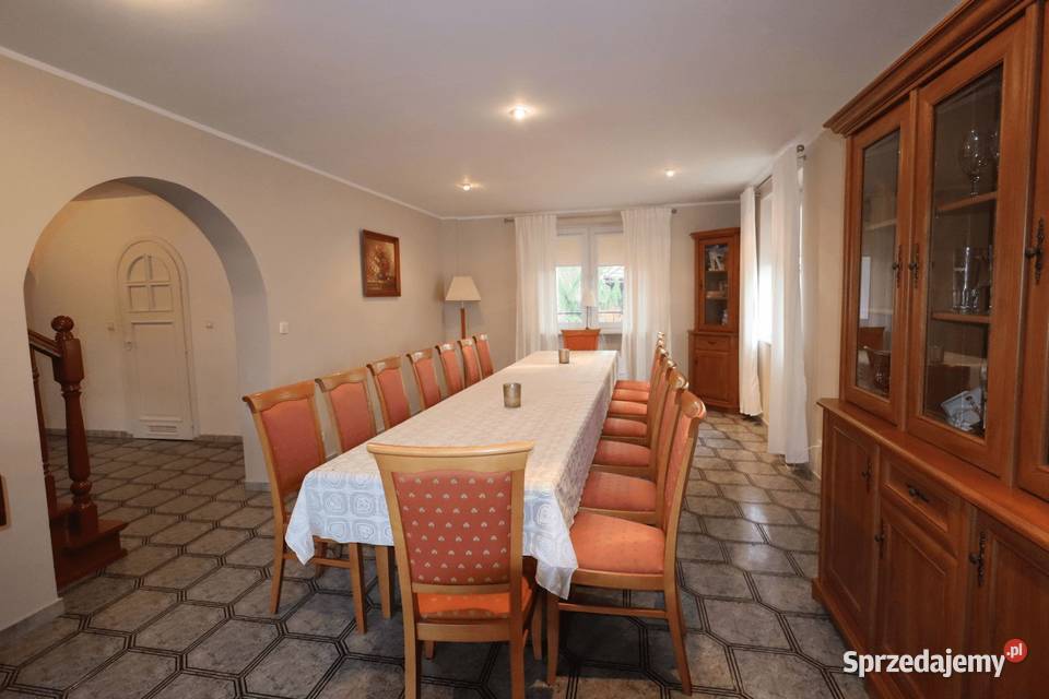 Na sprzedaż duży jednorodzinny dom 328 m kw 10 Nieruchomości Budzistowo