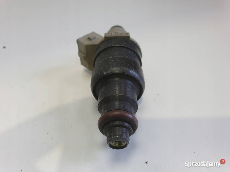Audi A4 B5 16 8V WTRYSKIWACZ wtrysk 078133551D Janów