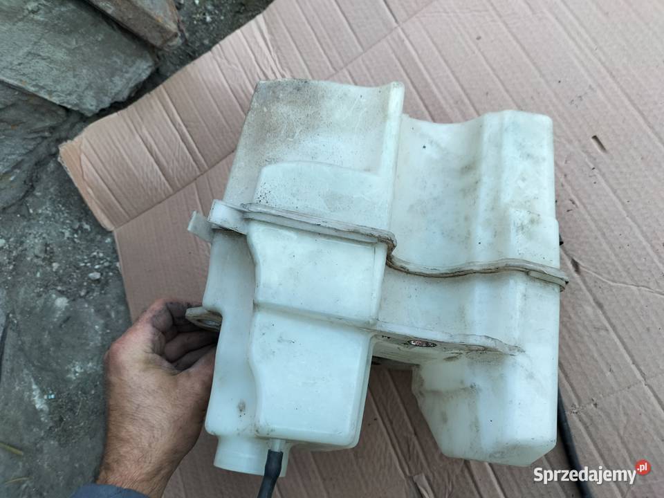 VOLVO V70 ZBIORNICZEK PŁYNU SPRYSKIWACZY osobowe lubelskie Kamień-Kolonia