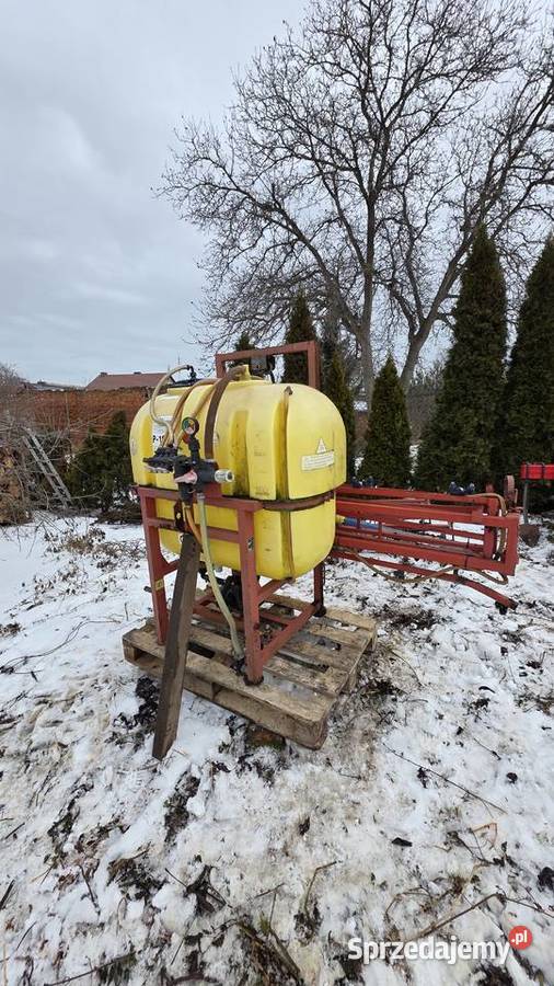 Opryskiwacz 12 m 400l Branice