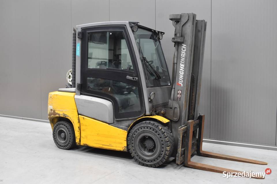 Wózek widłowy JUNGHEINRICH TFG 430 GAZ gaz Czechy sprzedam