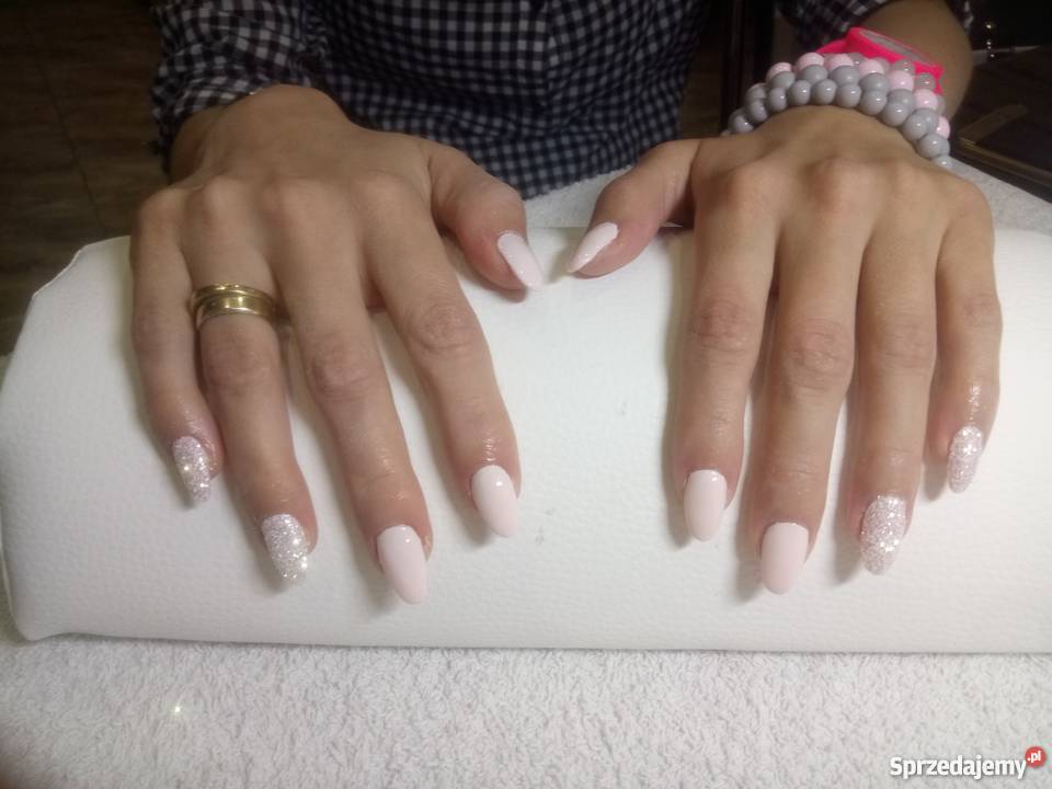 Paznokcie żelowe i hybrydowe akrylowe Pielęgnacja, uroda, zdrowie Andrychów