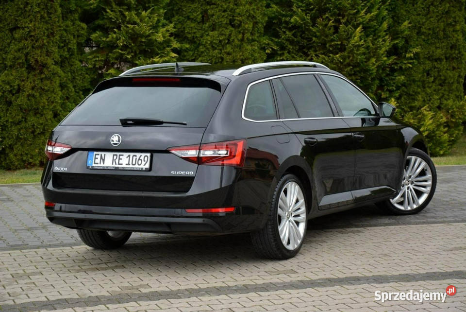koda Superb Premium Radar ACC BLIS biXenon Led przyciemniane szyby Ostrów Mazowiecka