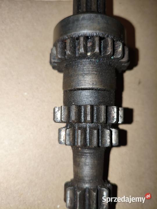 Wał skrzyni biegów że wstecznym biegiem Dniepr Leszno sprzedam