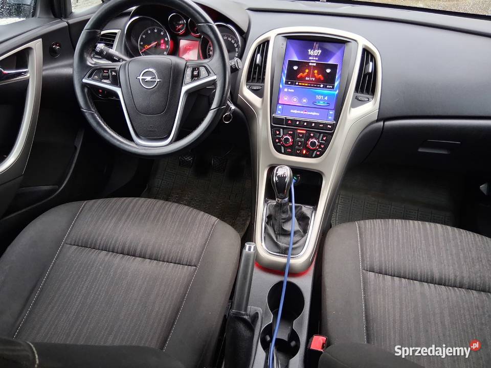 Opel Astra J 2010r 14TBLpg6Biegowy Hatchback Poniatowa