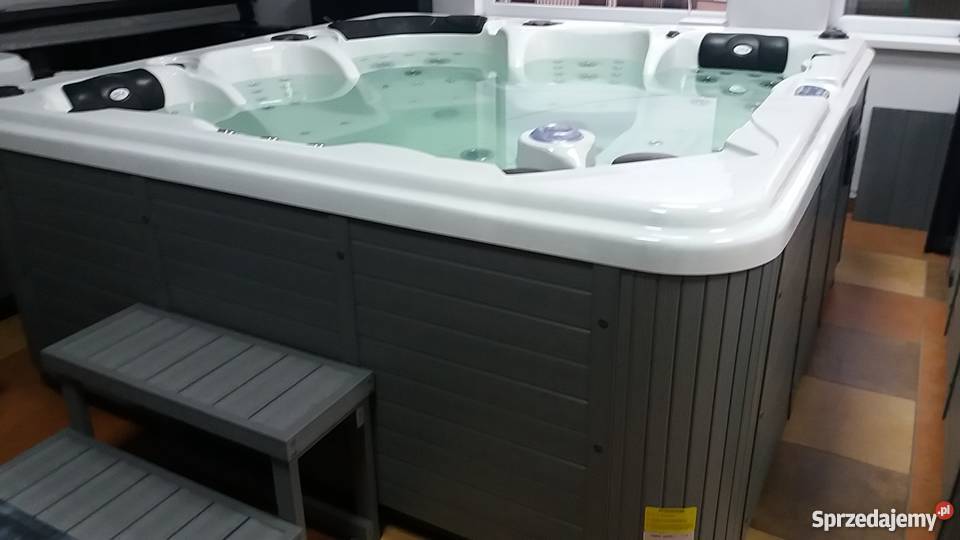 Wanna ogrodowa SPAJacuzzi ogrodoweSPA Wojkowice