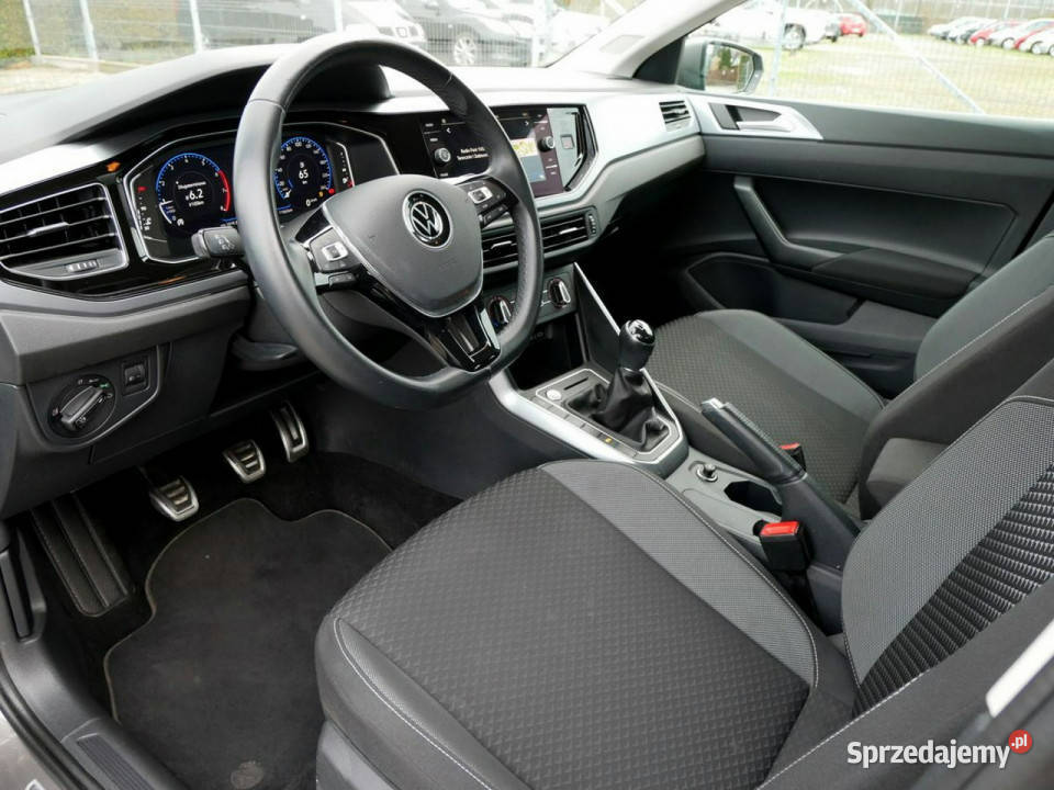 Volkswagen Polo 10 TSI 95 Active Eu6 VI 2017 Polo Goczałkowice-Zdrój sprzedam