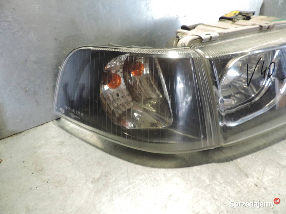 LAMPA PRAWA PRZEDNIA VOLVO V40 I FL 30899885 Nowy Sącz