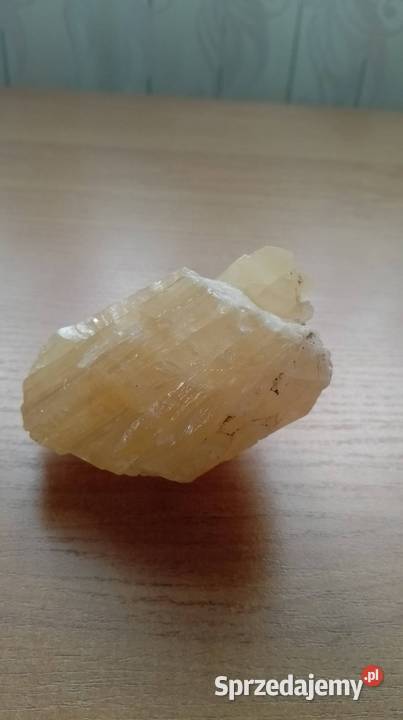 Minerał kalcyt miodowy świętokrzyskie