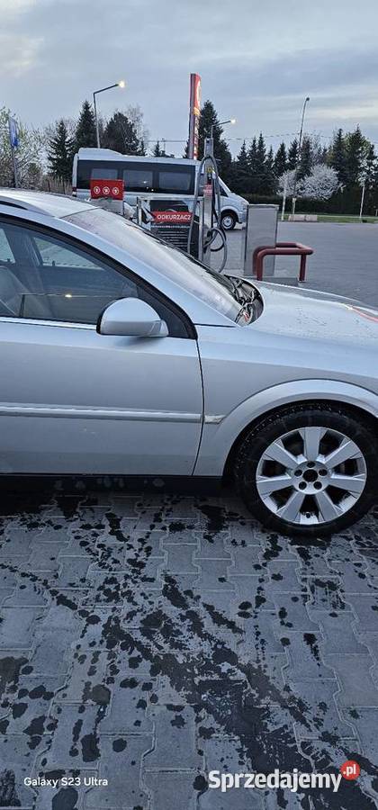SprzedamZamienię Opel Signum 2004r 19cdti 150 światła przeciwmgielne Signum Lublin sprzedam
