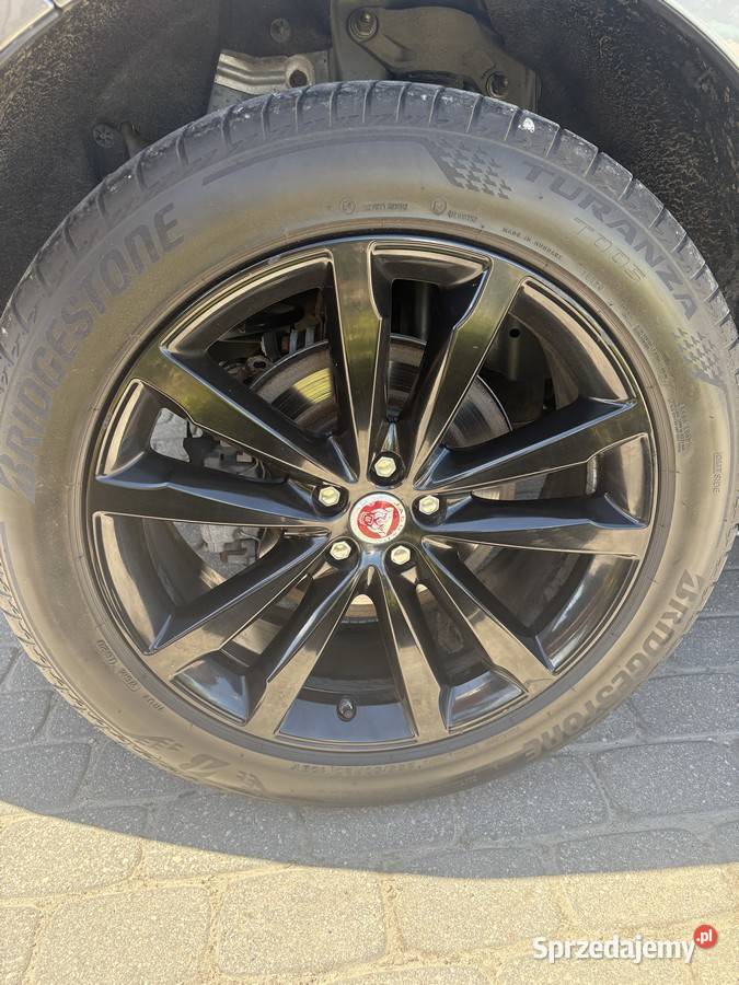 Jaguar FPace światła przeciwmgielne Dolna Grupa